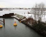Op 12 januari 2009 was het verwerkingsbekken nog volledig met ijs bedekt. De verbinding met het Julianakanaal is nog gesloten. (12-1-2009 - Jan Dolmans)