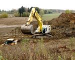 De dekgrondberging bij Hartelstein wordt al afgegraven. Het zal wel 1,5 tot 2 jaar duren eer die hele hoop grond helemaal is afgegraven.   (7-11-2016 - Jan Dolmans)